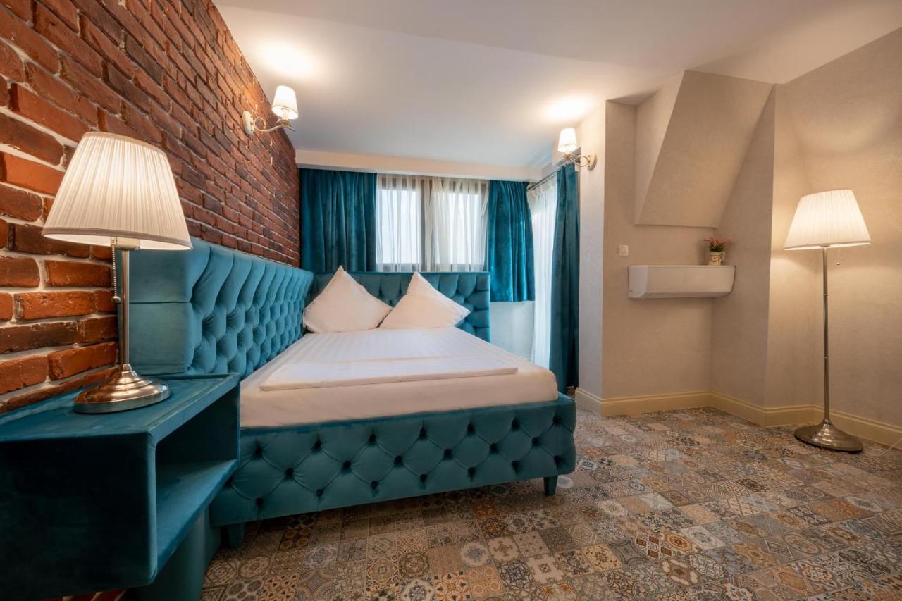 Hotel Casa Fiori Бухарест Экстерьер фото