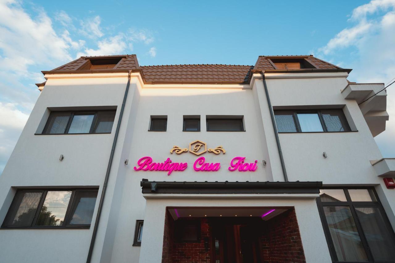 Hotel Casa Fiori Бухарест Экстерьер фото