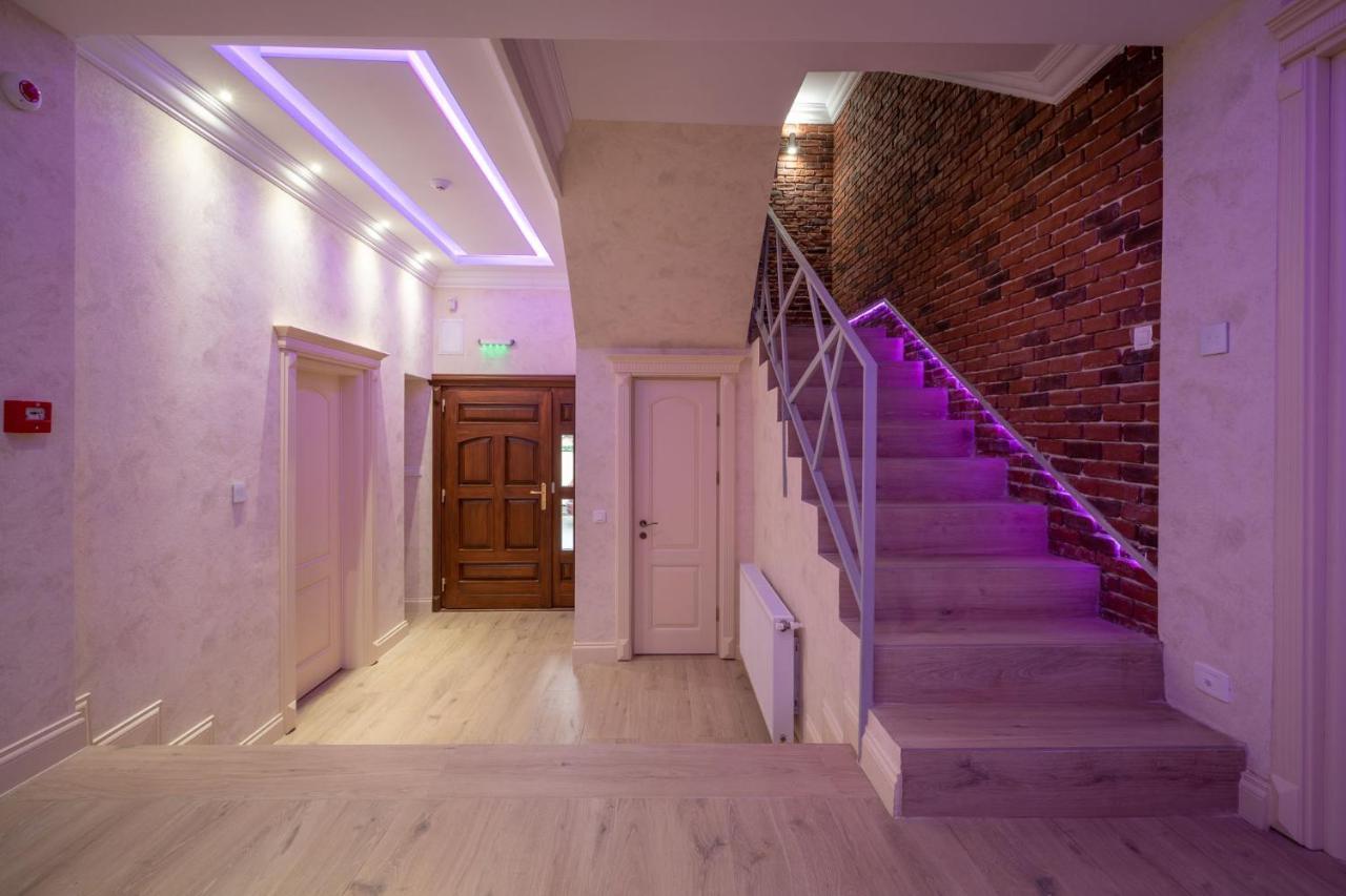 Hotel Casa Fiori Бухарест Экстерьер фото