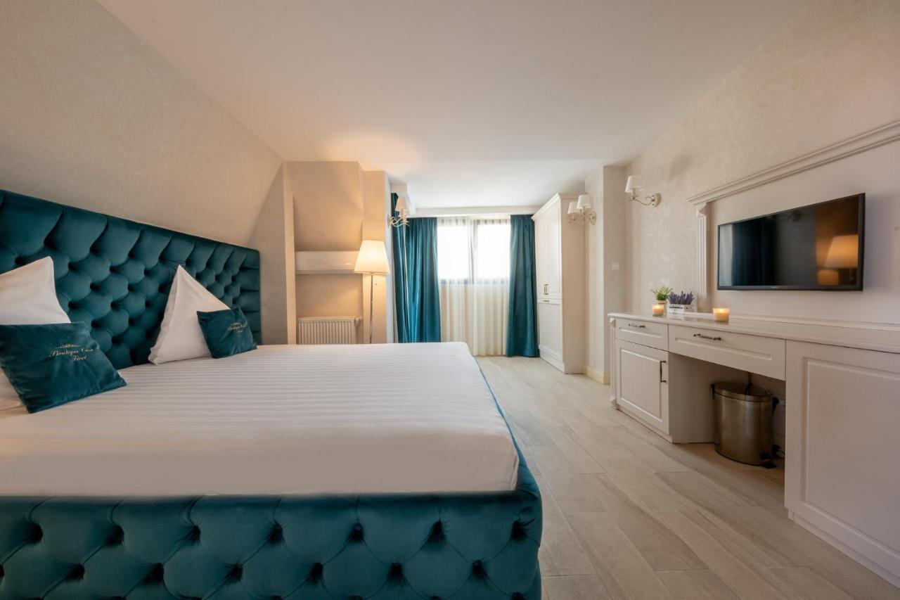 Hotel Casa Fiori Бухарест Экстерьер фото